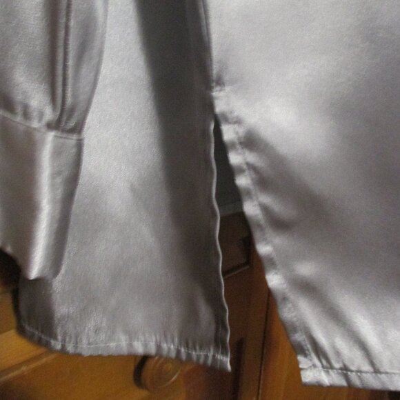 Laura Scott top silver long sleeve V neck button down blouse satin look size 22W - Picture 6 of 8